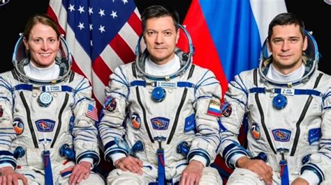 Rus kozmonot uzayda en fazla süre geçirme rekorunu kırdı - Son Dakika Haberleri